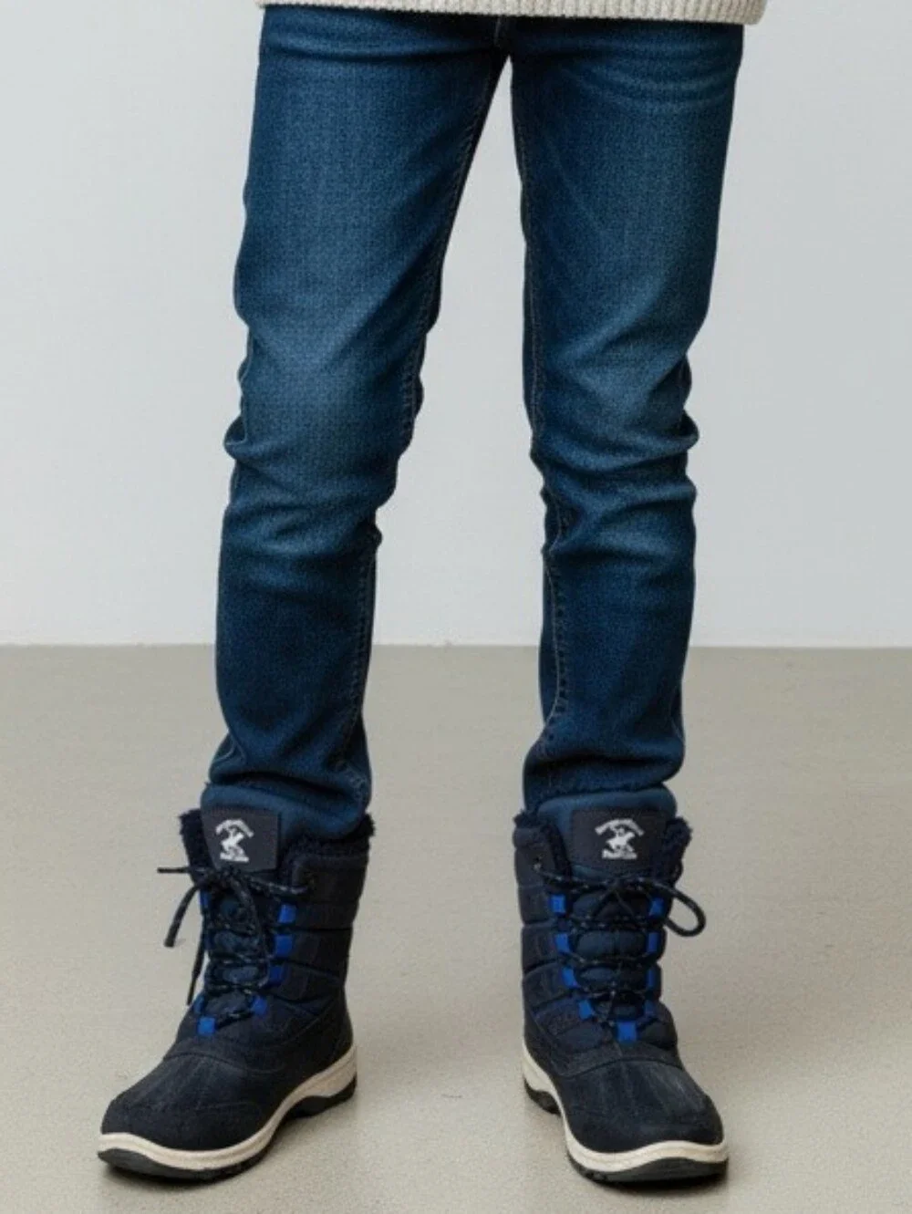 Beverly Hills Polo Club Boys Snow Boots Navy Blue / Black - Size 2 (GUC)